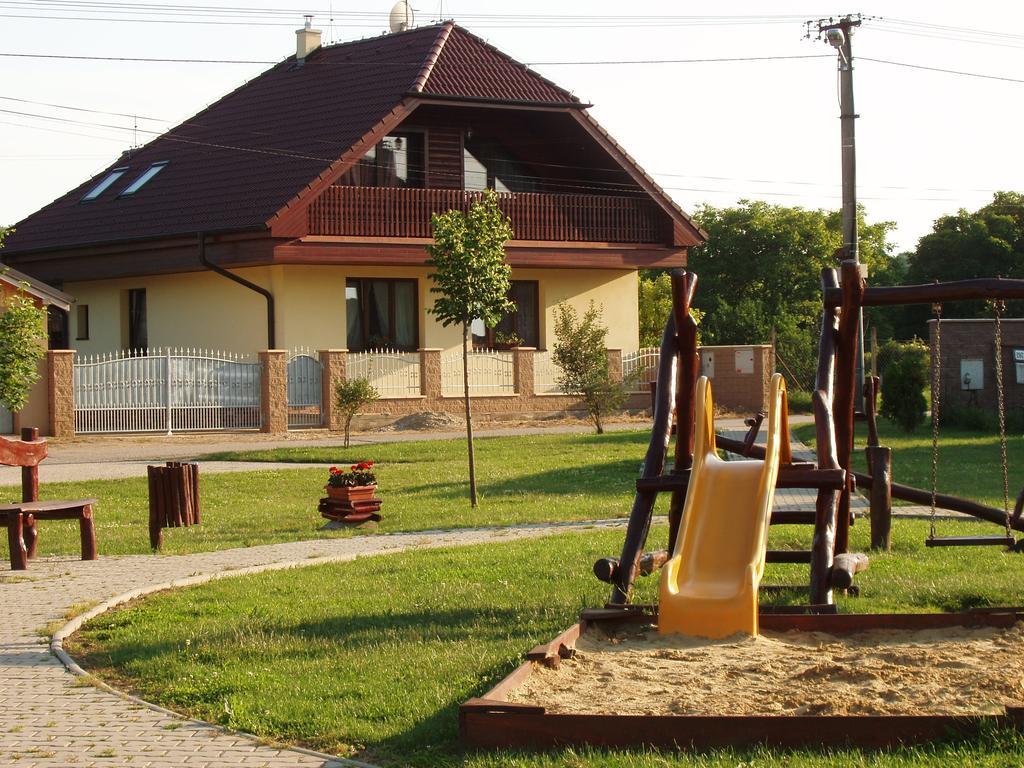Vilka Relax Villa Podhájska Oda fotoğraf